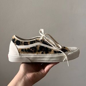 Leopard Vans